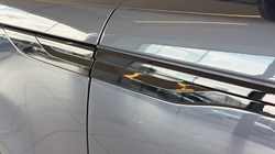 2026 (75) LAND ROVER RANGE ROVER VELAR 2.0 D200 MHEV Dynamic SE 5dr Auto 5293541