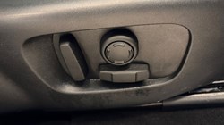 2021 (71) LAND ROVER RANGE ROVER VELAR 2.0 D200 Edition 5dr Auto 5039545