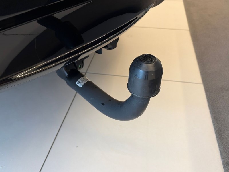 2021 (71) LAND ROVER RANGE ROVER VELAR 2.0 D200 Edition 5dr Auto 5039542