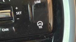 2021 (71) LAND ROVER RANGE ROVER VELAR 2.0 D200 Edition 5dr Auto 5039548