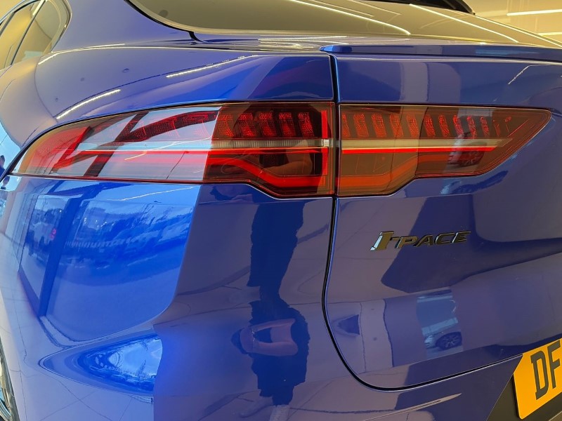 2021 (71) JAGUAR I-PACE 294kW EV400 HSE Black 90kWh 5dr Auto 11kW Charger 5053849