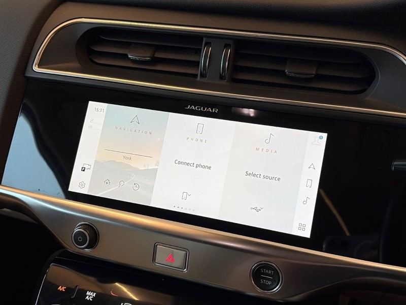 2021 (71) JAGUAR I-PACE 294kW EV400 HSE Black 90kWh 5dr Auto 11kW Charger 5053861