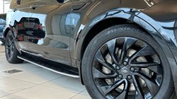 2024 (73) LAND ROVER DISCOVERY 3.0 D300 S 5dr Auto 5051176