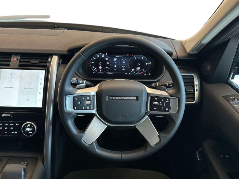 2024 (73) LAND ROVER DISCOVERY 3.0 D300 S 5dr Auto 5051146