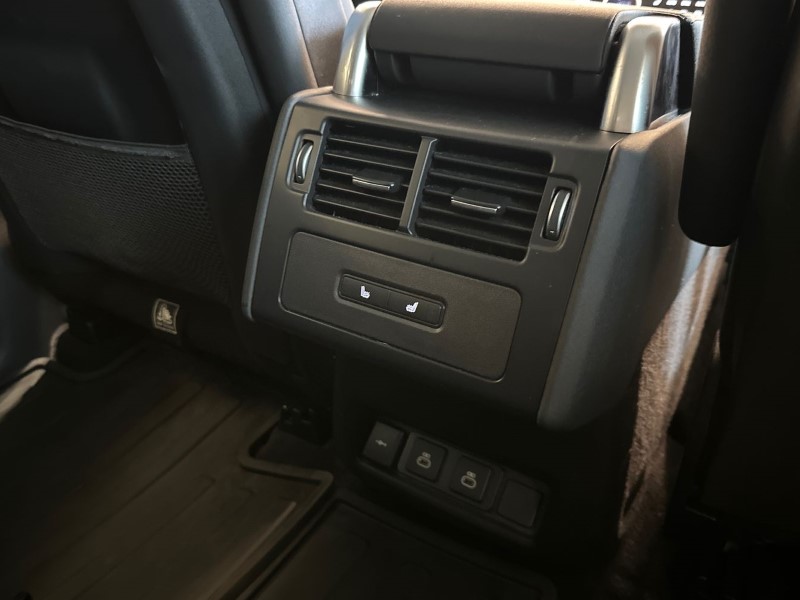 2024 (73) LAND ROVER DISCOVERY 3.0 D300 S 5dr Auto 5051149