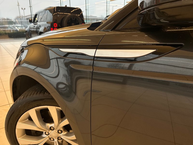 2019 (69) LAND ROVER RANGE ROVER EVOQUE 2.0 D180 SE 5dr Auto 5042400