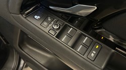 2019 (69) LAND ROVER RANGE ROVER EVOQUE 2.0 D180 SE 5dr Auto 5042402