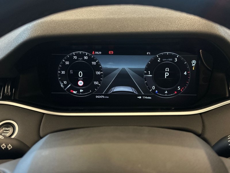 2019 (69) LAND ROVER RANGE ROVER EVOQUE 2.0 D180 SE 5dr Auto 5042396