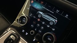 2019 (69) LAND ROVER RANGE ROVER EVOQUE 2.0 D180 SE 5dr Auto 5042411
