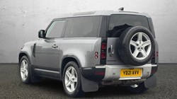 2021 (21) LAND ROVER DEFENDER 3.0 D250 SE 90 3dr Auto 5060361