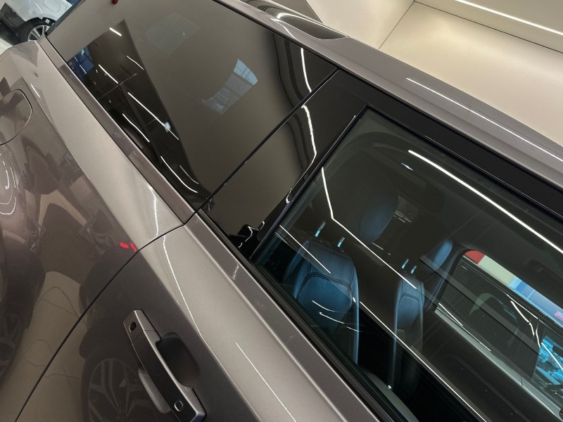 2021 (21) LAND ROVER DEFENDER 3.0 D250 SE 90 3dr Auto 5060409