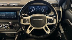 2021 (21) LAND ROVER DEFENDER 3.0 D250 SE 90 3dr Auto 5060374