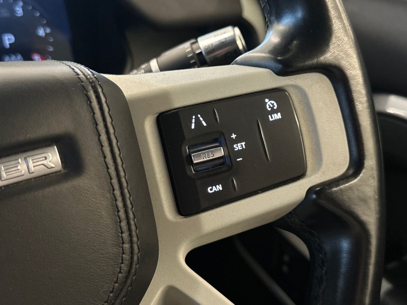 2021 (21) LAND ROVER DEFENDER 3.0 D250 SE 90 3dr Auto 5060387