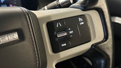 2021 (21) LAND ROVER DEFENDER 3.0 D250 SE 90 3dr Auto 5060387