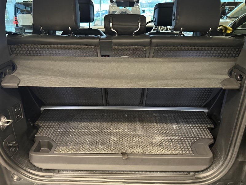 2021 (21) LAND ROVER DEFENDER 3.0 D250 SE 90 3dr Auto 5060369