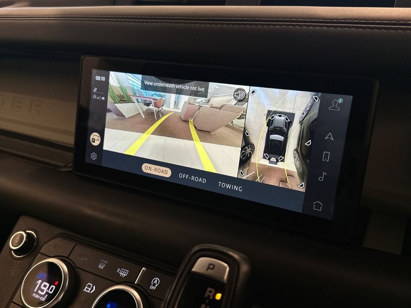 2021 (21) LAND ROVER DEFENDER 3.0 D250 SE 90 3dr Auto 5060371