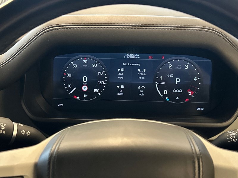 2021 (21) LAND ROVER DEFENDER 3.0 D250 SE 90 3dr Auto 5060375