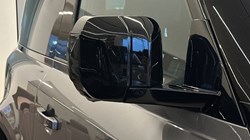 2021 (21) LAND ROVER DEFENDER 3.0 D250 SE 90 3dr Auto 5060408