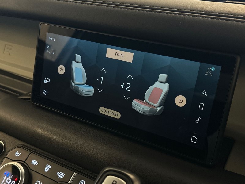 2021 (21) LAND ROVER DEFENDER 3.0 D250 SE 90 3dr Auto 5060392