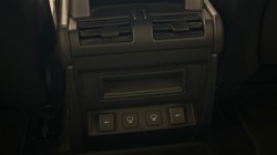 2021 (21) LAND ROVER DEFENDER 3.0 D250 SE 90 3dr Auto 5060377