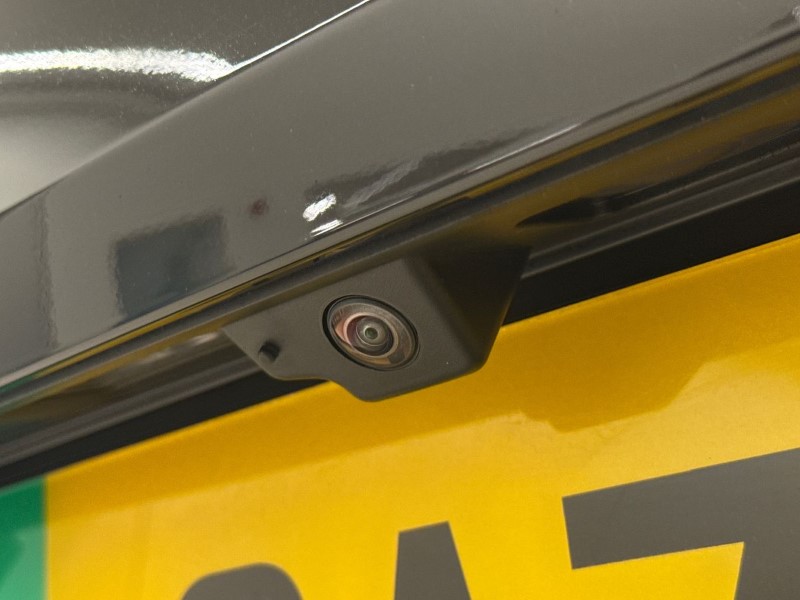 2021 (71) JAGUAR I-PACE 294kW EV400 HSE Black 90kWh 5dr Auto 11kW Charger 5017719