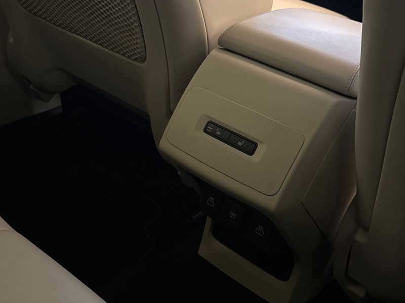 2021 (71) JAGUAR I-PACE 294kW EV400 HSE Black 90kWh 5dr Auto 11kW Charger 5017698