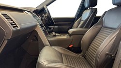 2022 (72) LAND ROVER DISCOVERY 3.0 D300 Metropolitan Edition 5dr Auto 5043279