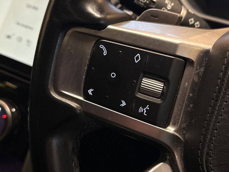 2022 (72) LAND ROVER DISCOVERY 3.0 D300 Metropolitan Edition 5dr Auto 5043304