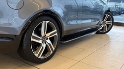 2022 (72) LAND ROVER DISCOVERY 3.0 D300 Metropolitan Edition 5dr Auto 5043323