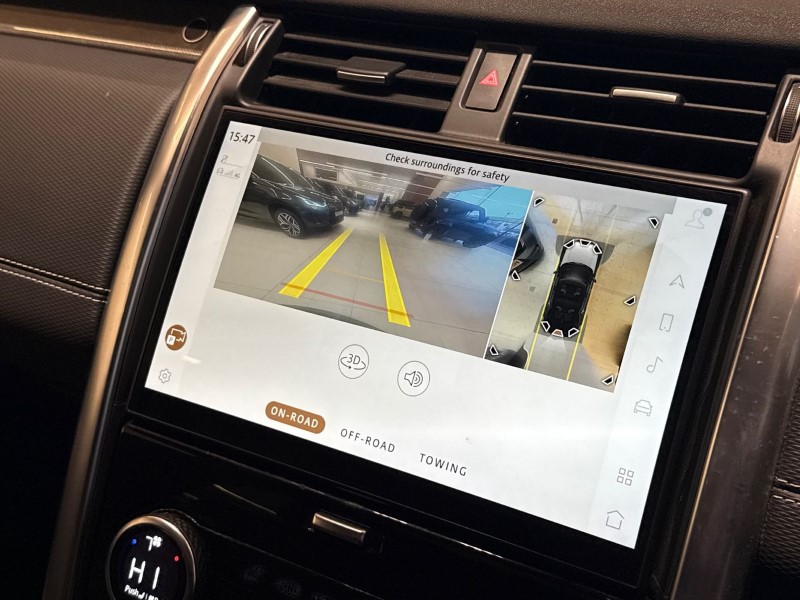 2022 (72) LAND ROVER DISCOVERY 3.0 D300 Metropolitan Edition 5dr Auto 5043288