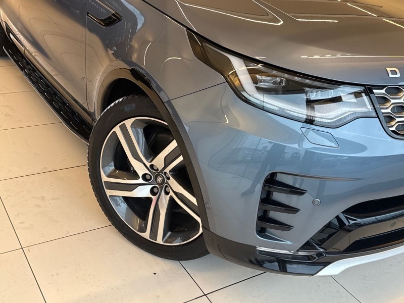 2022 (72) LAND ROVER DISCOVERY 3.0 D300 Metropolitan Edition 5dr Auto 5043317