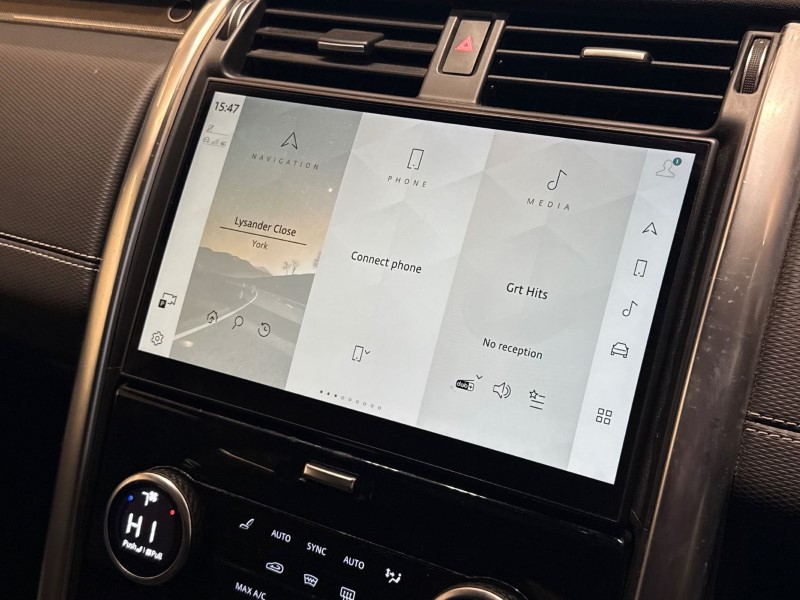 2022 (72) LAND ROVER DISCOVERY 3.0 D300 Metropolitan Edition 5dr Auto 5043306