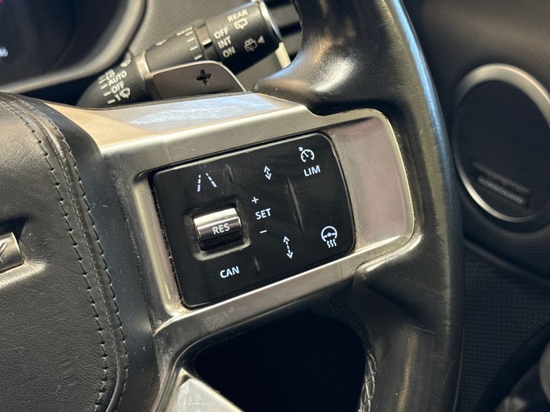 2022 (72) LAND ROVER DISCOVERY 3.0 D300 Metropolitan Edition 5dr Auto 5043305