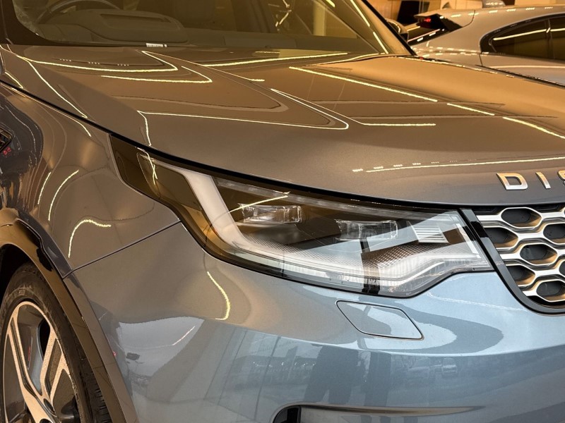 2022 (72) LAND ROVER DISCOVERY 3.0 D300 Metropolitan Edition 5dr Auto 5043293