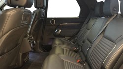 2022 (72) LAND ROVER DISCOVERY 3.0 D300 Metropolitan Edition 5dr Auto 5043280