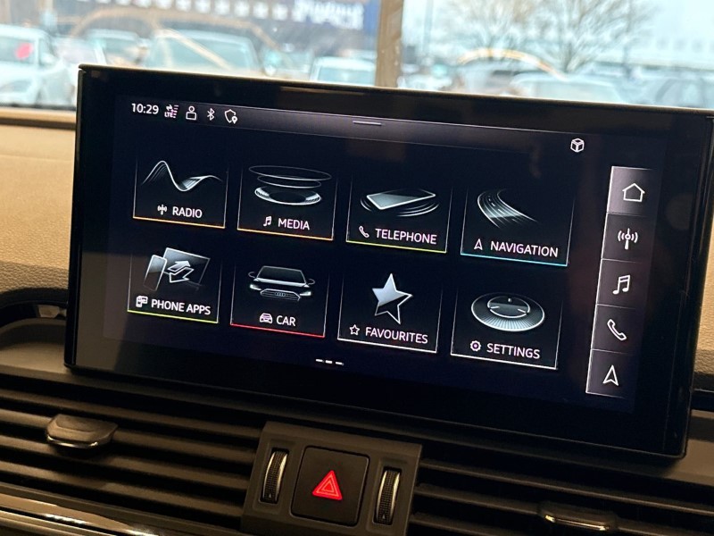 2021 (21) AUDI Q5 40 TDI Quattro S Line 5dr S Tronic 5019982