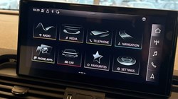 2021 (21) AUDI Q5 40 TDI Quattro S Line 5dr S Tronic 5019982