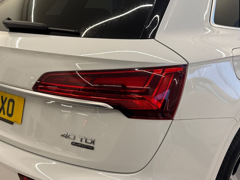 2021 (21) AUDI Q5 40 TDI Quattro S Line 5dr S Tronic 5019998