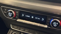 2021 (21) AUDI Q5 40 TDI Quattro S Line 5dr S Tronic 5019984