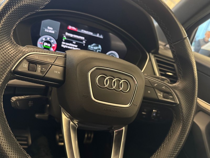 2021 (21) AUDI Q5 40 TDI Quattro S Line 5dr S Tronic 5019979