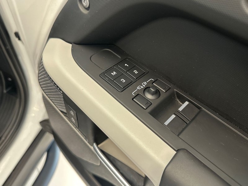 2022 (72) LAND ROVER DEFENDER 3.0 D250 X-Dynamic HSE 90 3dr Auto 5115587