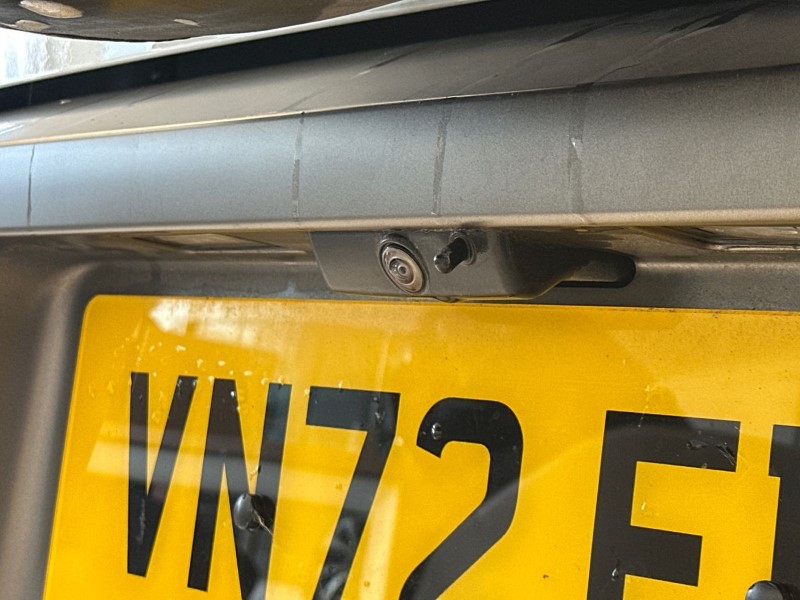 2022 (72) LAND ROVER DEFENDER 3.0 D250 X-Dynamic HSE 90 3dr Auto 5115604