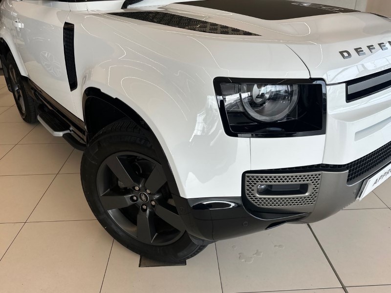 2022 (72) LAND ROVER DEFENDER 3.0 D250 X-Dynamic HSE 90 3dr Auto 5202404