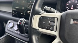 2022 (72) LAND ROVER DEFENDER 3.0 D250 X-Dynamic HSE 90 3dr Auto 5202391