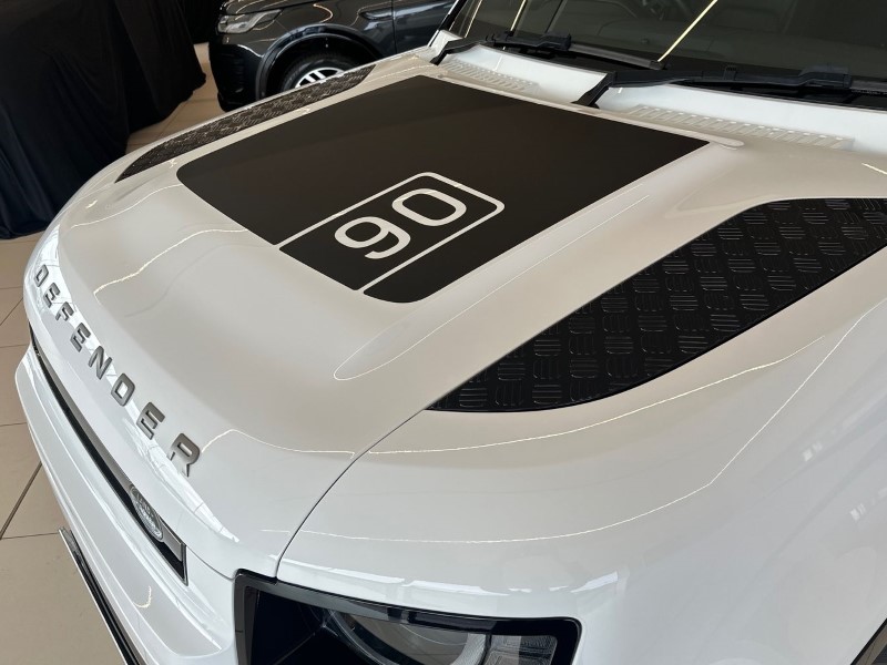 2022 (72) LAND ROVER DEFENDER 3.0 D250 X-Dynamic HSE 90 3dr Auto 5115615