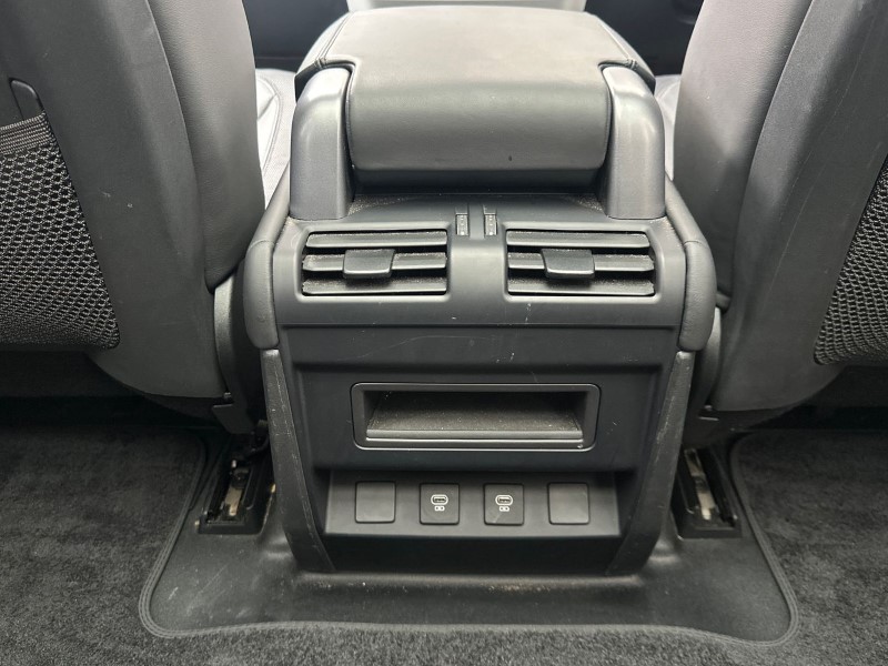 2022 (72) LAND ROVER DEFENDER 3.0 D250 X-Dynamic HSE 90 3dr Auto 5115581