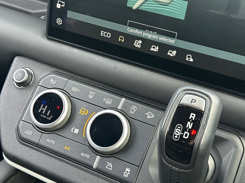 2022 (72) LAND ROVER DEFENDER 3.0 D250 X-Dynamic HSE 90 3dr Auto 5202396