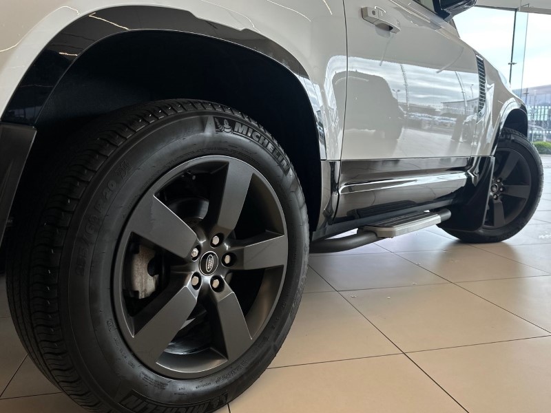 2022 (72) LAND ROVER DEFENDER 3.0 D250 X-Dynamic HSE 90 3dr Auto 5115611