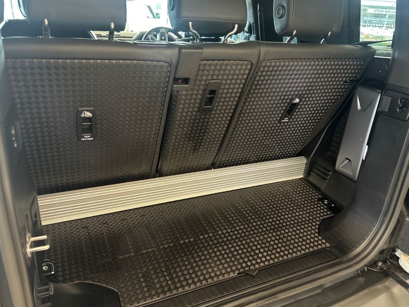 2022 (72) LAND ROVER DEFENDER 3.0 D250 X-Dynamic HSE 90 3dr Auto 5115603