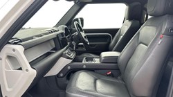 2022 (72) LAND ROVER DEFENDER 3.0 D250 X-Dynamic HSE 90 3dr Auto 5115566